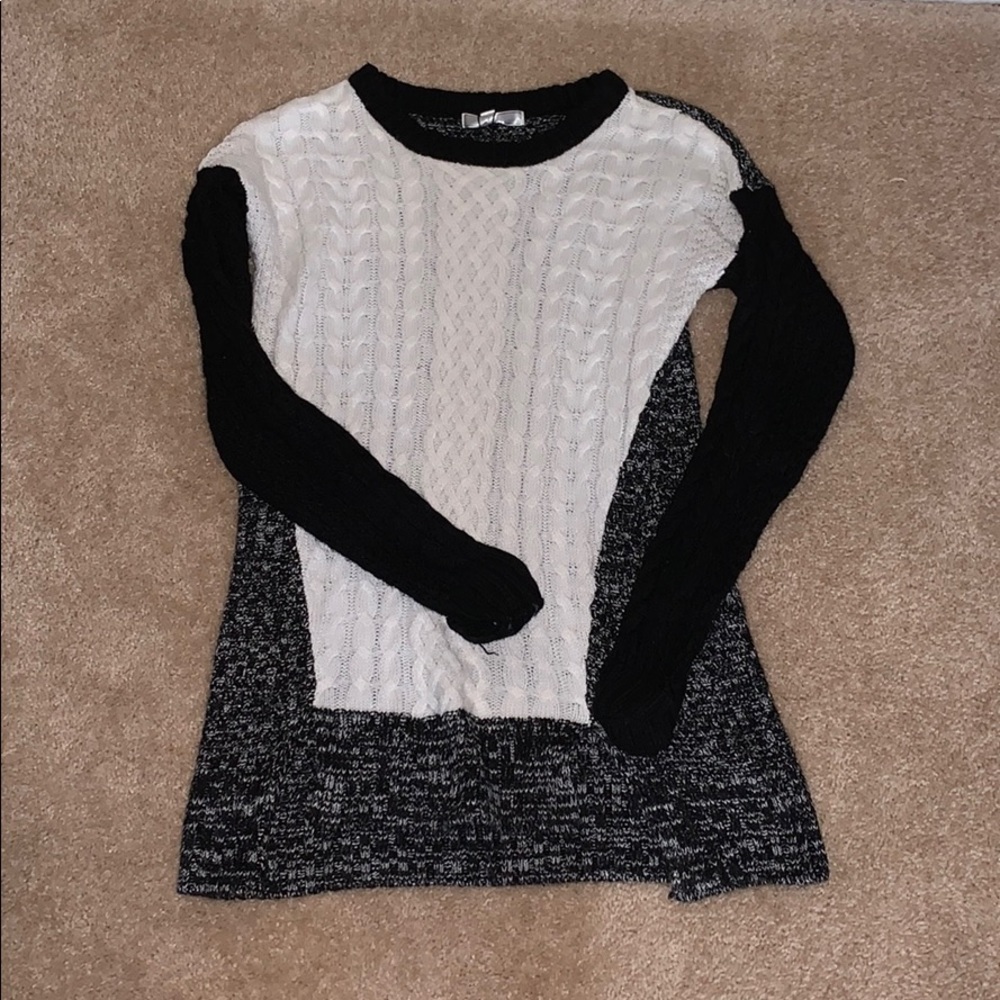 Multicolored sweater